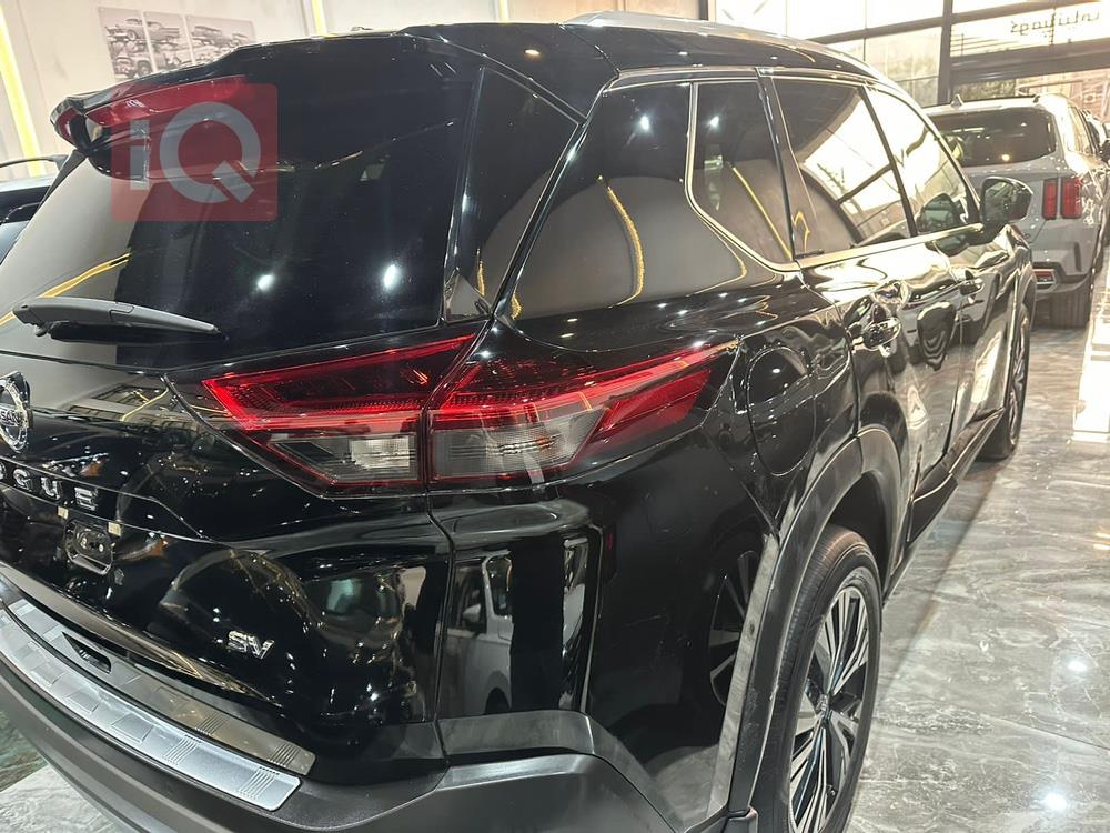 Nissan Rogue